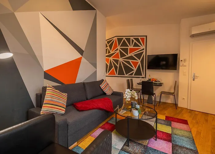 Balcony For 4 Near Naschmarkt&u4 Metro Apartment