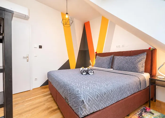 Appartement Balcony For 4 Near Naschmarkt & U4 Metro Wenen