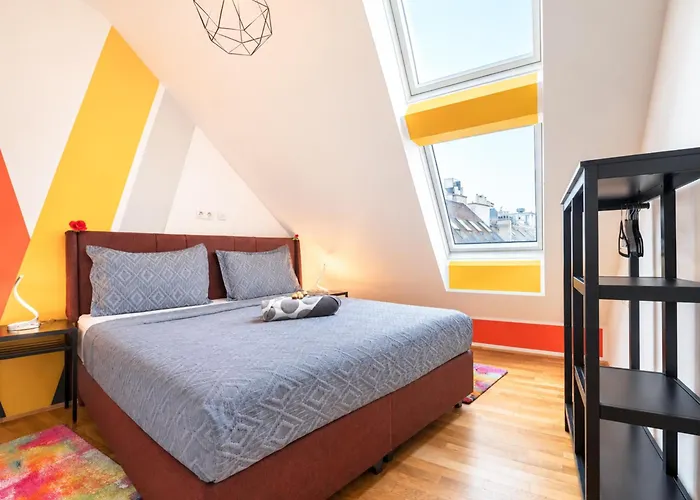 Balcony For 4 Near Naschmarkt & U4 Metro Wenen