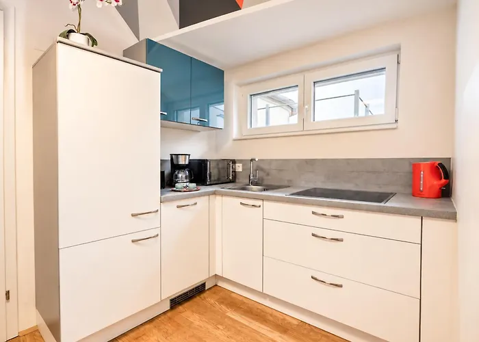Balcony For 4 Near Naschmarkt & U4 Metro Appartement