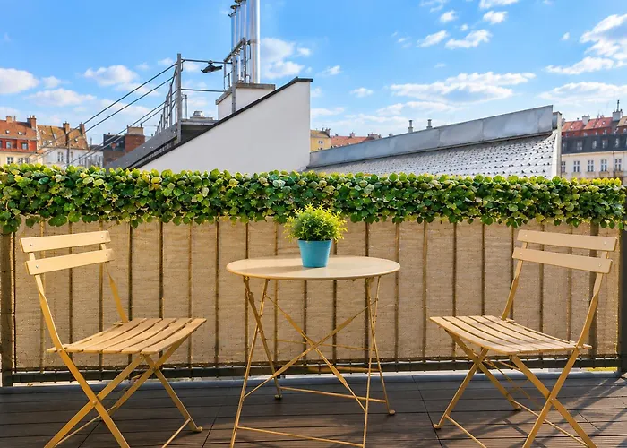 Balcony For 4 Near Naschmarkt & U4 Metro * Wenen